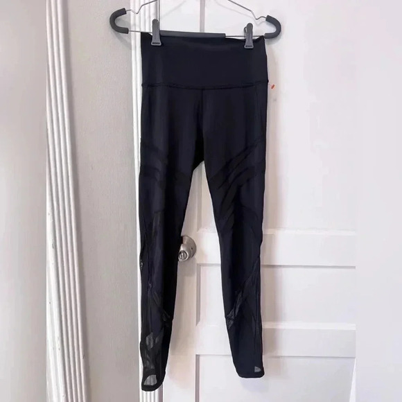 Lululemon Wunder Under Hi-Rise
Tight *Mesh 28" NEW - Picture 1 of 8